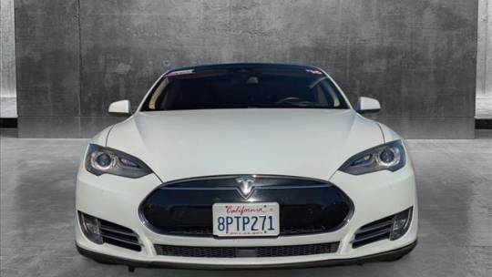 2016 Tesla Model S 5YJSA1E25GF136268