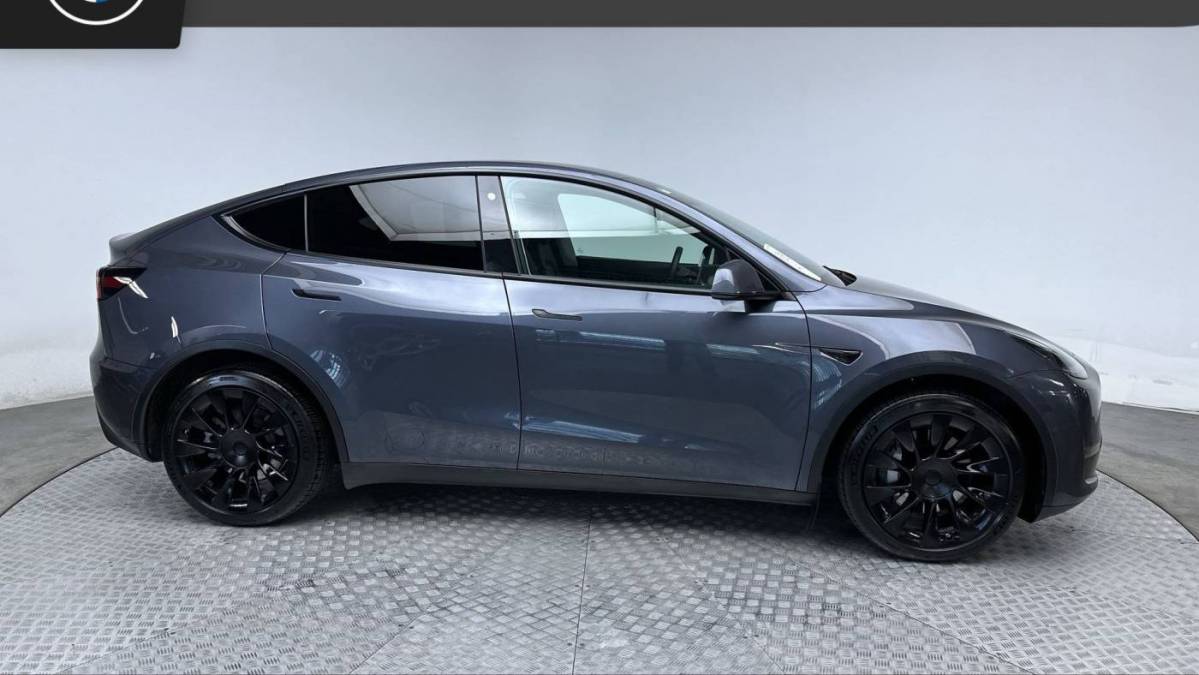 2021 Tesla Model Y 5YJYGDEE7MF108147