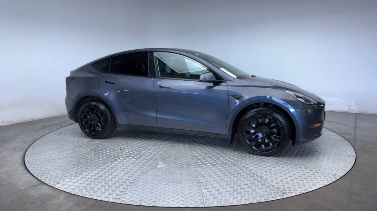 2021 Tesla Model Y 5YJYGDEE7MF108147