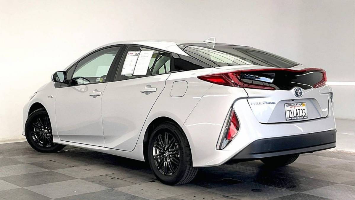 2017 Toyota Prius Prime JTDKARFP9H3016092