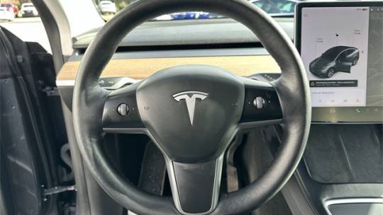 2021 Tesla Model Y 5YJYGDEE2MF190661