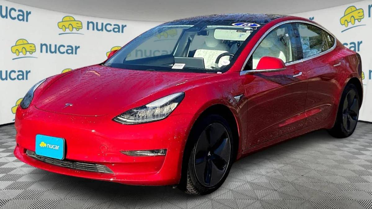 2018 Tesla Model 3 5YJ3E1EB8JF075143