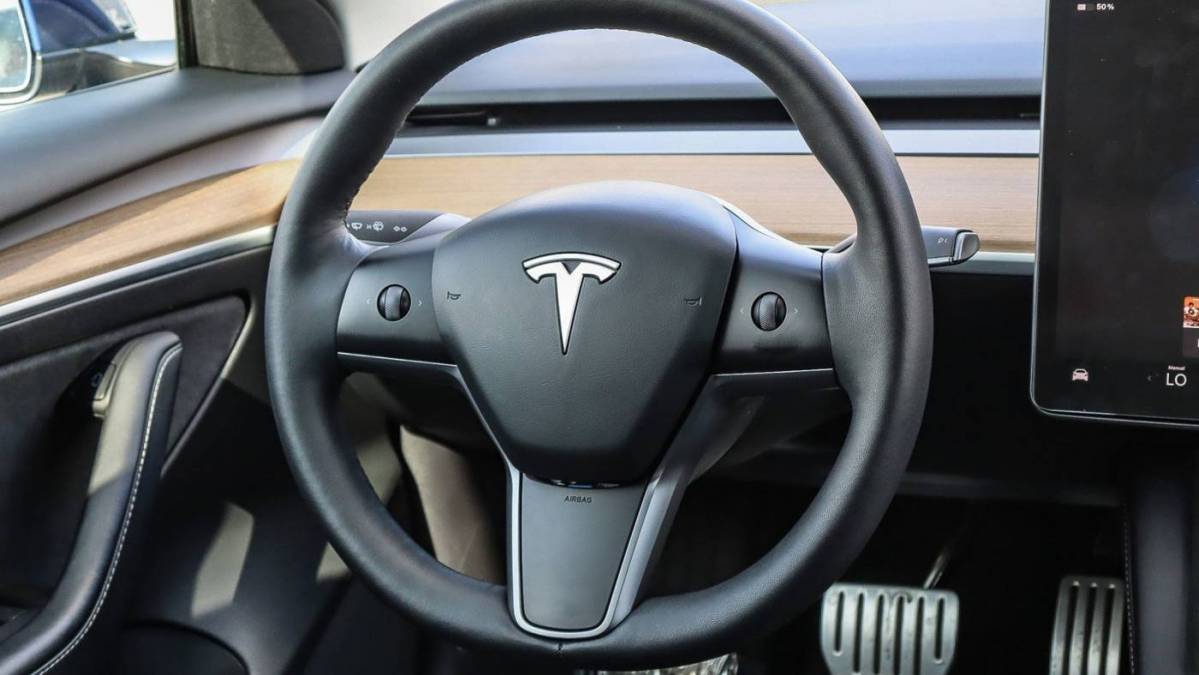 2023 Tesla Model 3 5YJ3E1EC8PF382989