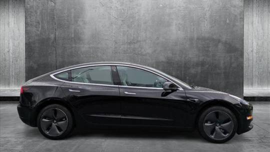 2019 Tesla Model 3 5YJ3E1EA4KF323445