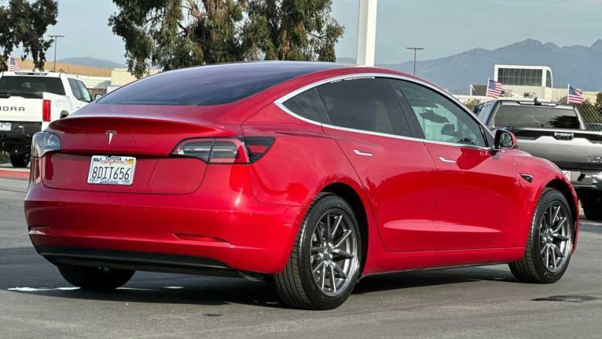 2018 Tesla Model 3 5YJ3E1EA9JF010387