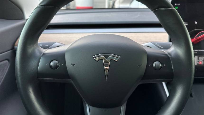 2018 Tesla Model 3 5YJ3E1EA9JF010387