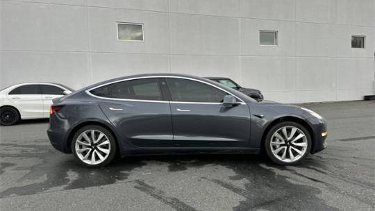 2018 Tesla Model 3 5YJ3E1EA4JF013374