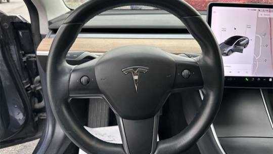 2018 Tesla Model 3 5YJ3E1EA4JF013374