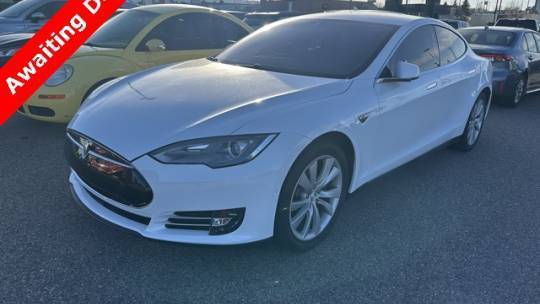 2014 Tesla Model S 5YJSA1H12EFP62215