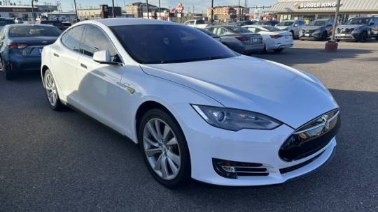 2014 Tesla Model S 5YJSA1H12EFP62215