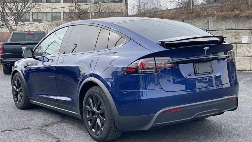 2022 Tesla Model X 7SAXCDE58NF362719