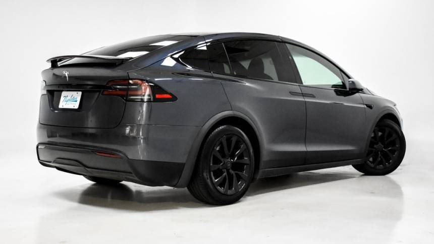 2022 Tesla Model X 7SAXCDE50NF340004