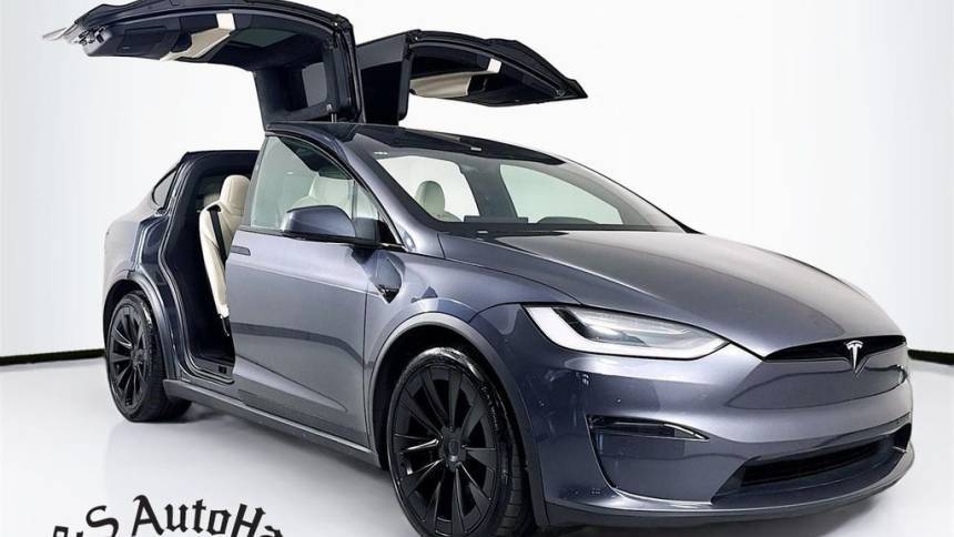 2022 Tesla Model X 7SAXCBE62NF349882