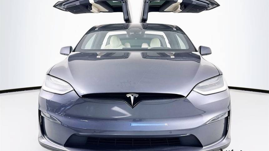 2022 Tesla Model X 7SAXCBE62NF349882