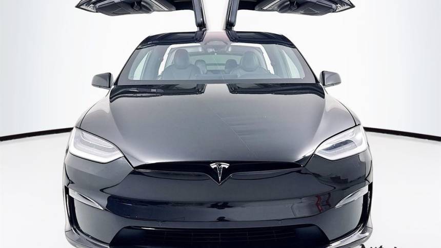 2023 Tesla Model X 7SAXCBE63PF375247