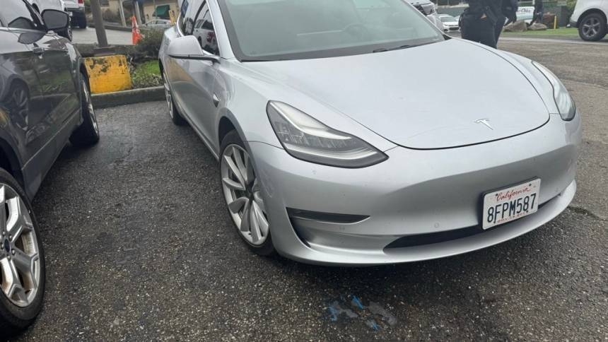 2018 Tesla Model 3 5YJ3E1EA2JF040492