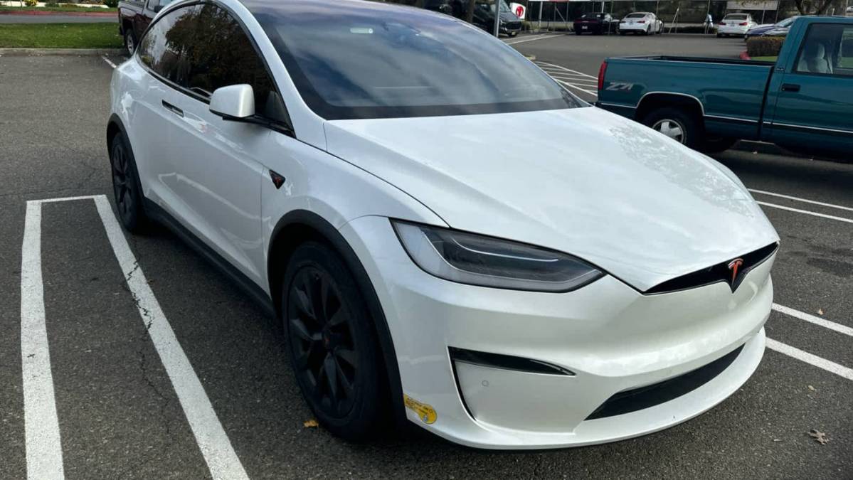 2022 Tesla Model X 7SAXCDE59NF349820