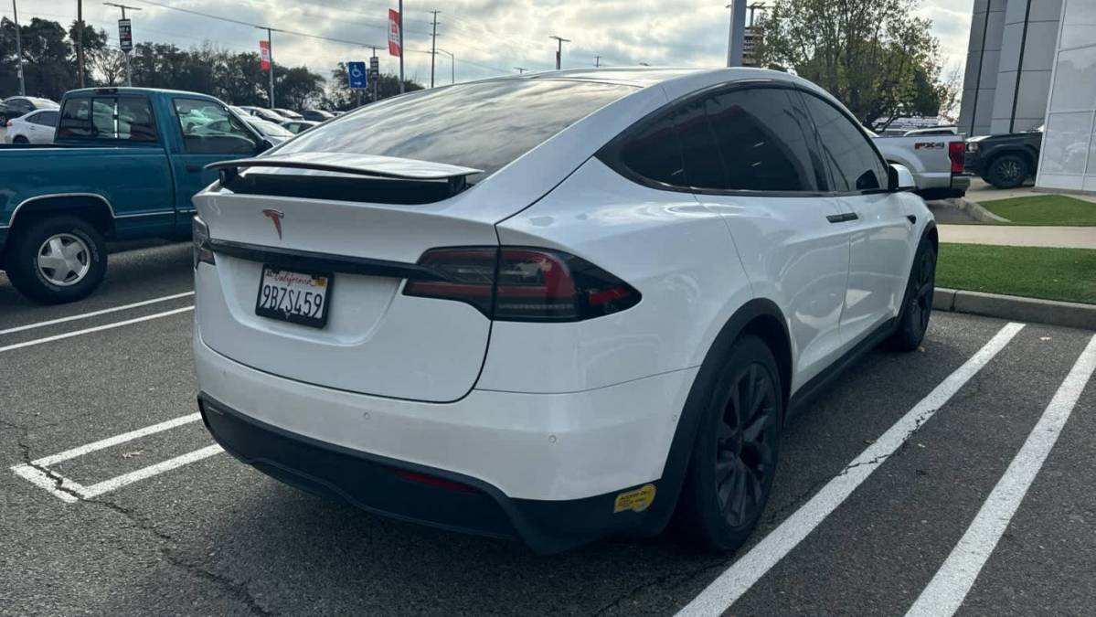 2022 Tesla Model X 7SAXCDE59NF349820