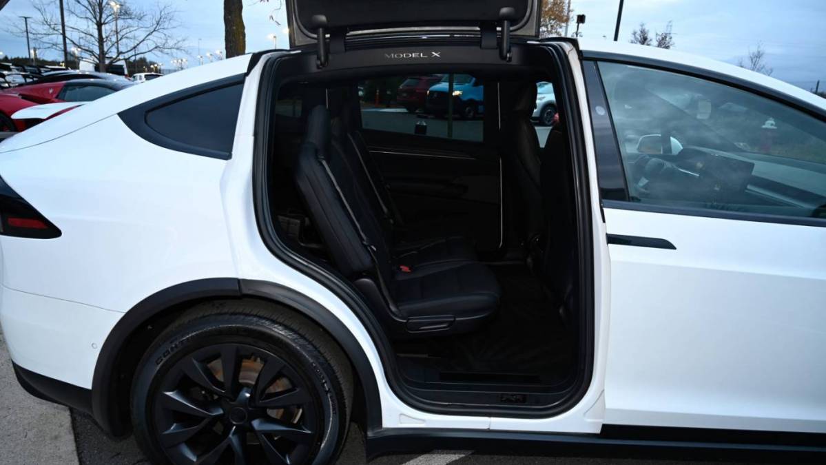 2023 Tesla Model X 7SAXCDE54PF367838