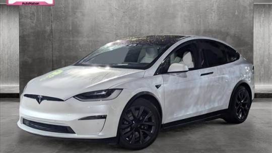 2022 Tesla Model X 7SAXCDE50NF338608