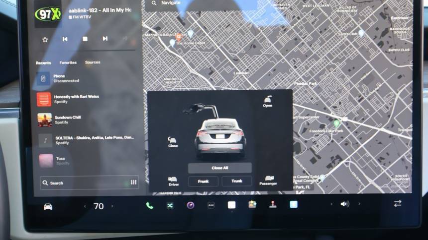 2023 Tesla Model X 7SAXCBE54PF369285