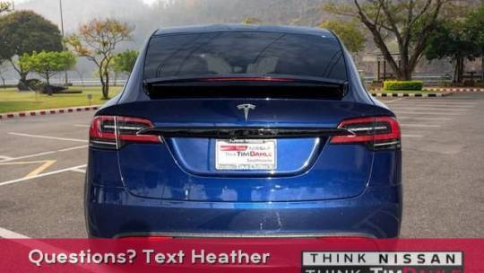 2022 Tesla Model X 7SAXCBE54NF329527