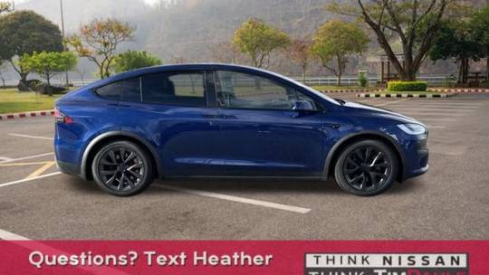 2022 Tesla Model X 7SAXCBE54NF329527