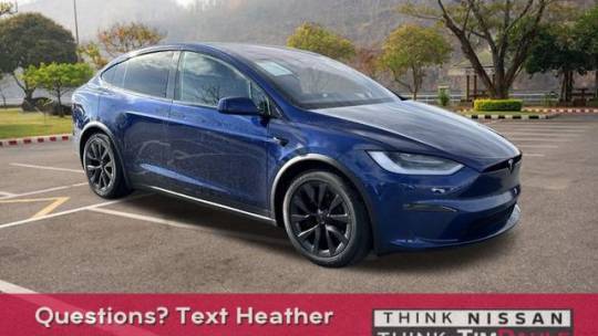 2022 Tesla Model X 7SAXCBE54NF329527