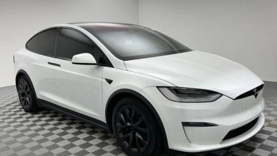 2023 Tesla Model X 7SAXCDE52PF370057