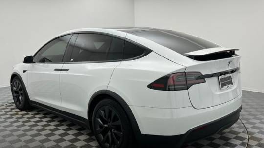 2023 Tesla Model X 7SAXCDE52PF370057