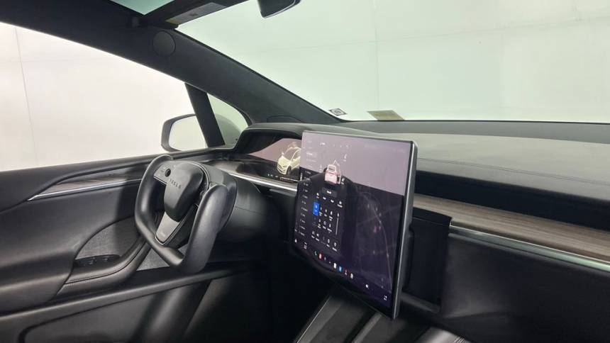 2023 Tesla Model X 7SAXCDE51PF367845