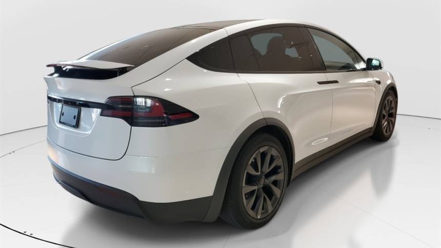 2023 Tesla Model X 7SAXCDE50PF382739