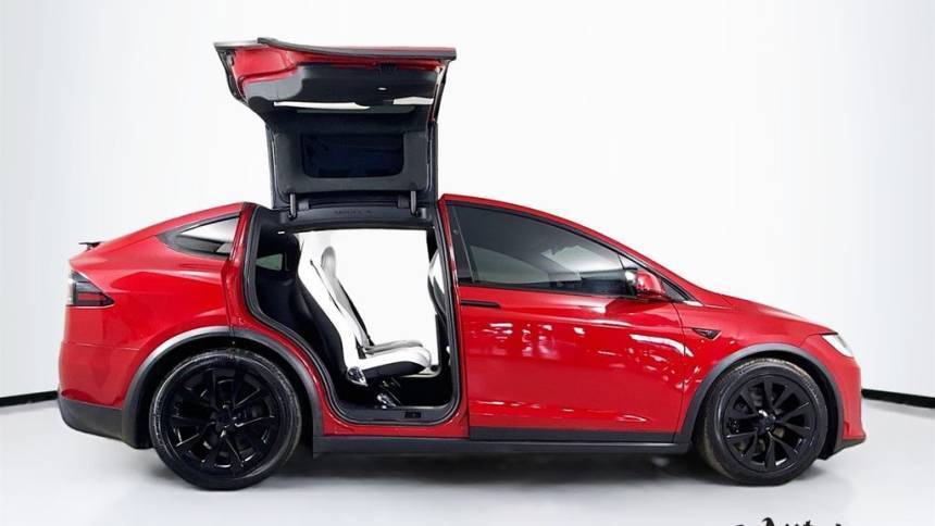 2023 Tesla Model X 7SAXCBE55PF367495