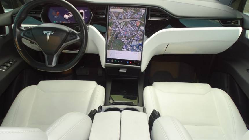 2019 Tesla Model X 5YJXCBE2XKF160550