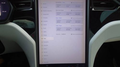 2019 Tesla Model X 5YJXCBE2XKF160550