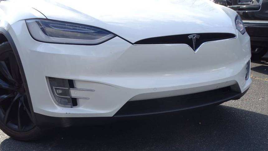 2019 Tesla Model X 5YJXCBE2XKF160550