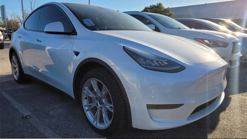 2020 Tesla Model Y 5YJYGDEE6LF035142