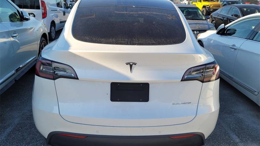 2020 Tesla Model Y 5YJYGDEE6LF035142