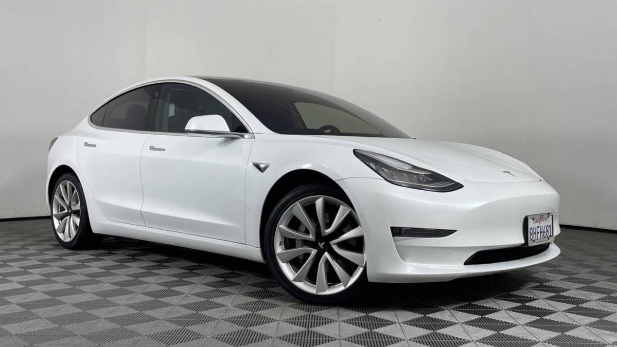 2018 Tesla Model 3 5YJ3E1EB5JF134200