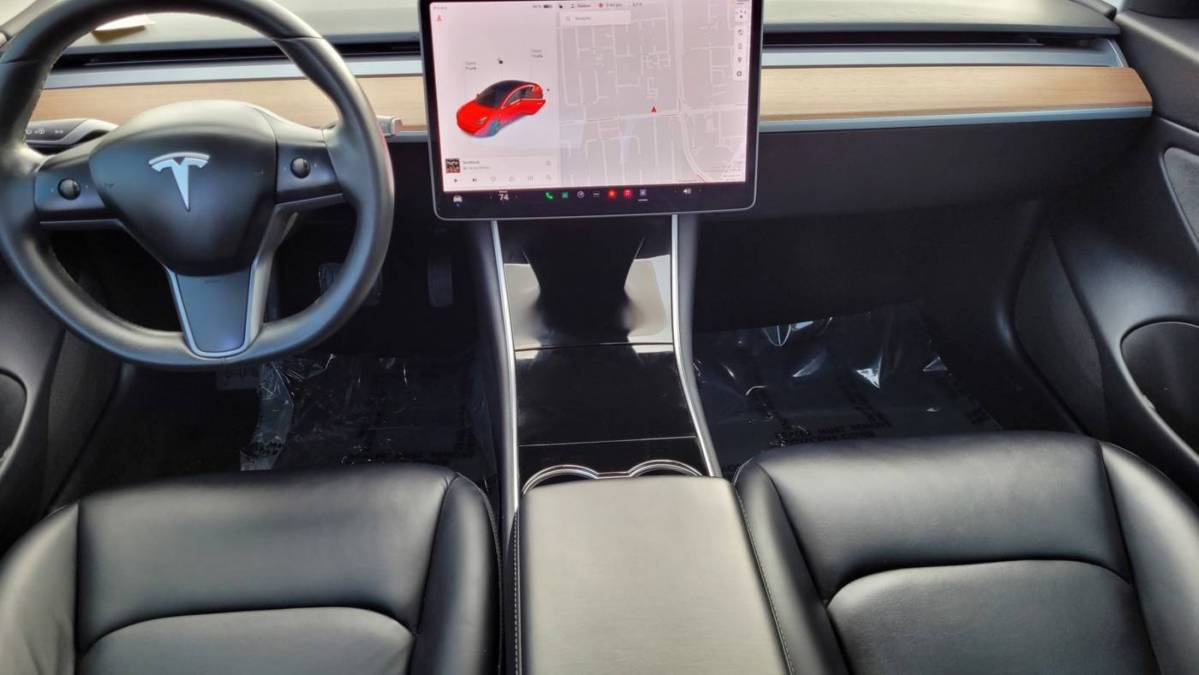 2018 Tesla Model 3 5YJ3E1EA7JF060639