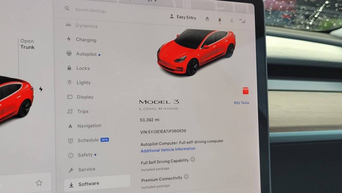 2018 Tesla Model 3 5YJ3E1EA7JF060639