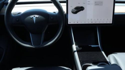 2019 Tesla Model 3 5YJ3E1EBXKF438446