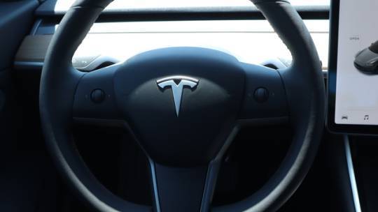 2019 Tesla Model 3 5YJ3E1EBXKF438446