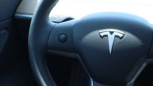 2019 Tesla Model 3 5YJ3E1EBXKF438446