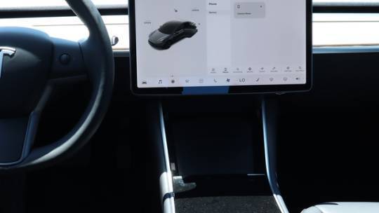 2019 Tesla Model 3 5YJ3E1EBXKF438446