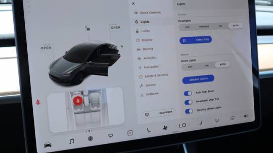 2019 Tesla Model 3 5YJ3E1EBXKF438446