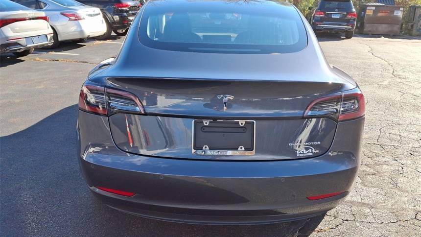 2019 Tesla Model 3 5YJ3E1EBXKF437605