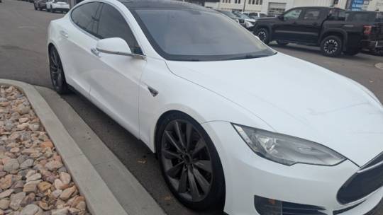 2013 Tesla Model S 5YJSA1AG8DFP04882