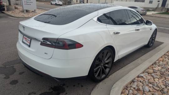 2013 Tesla Model S 5YJSA1AG8DFP04882