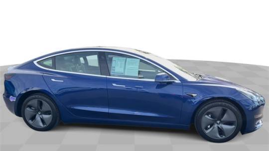 2019 Tesla Model 3 5YJ3E1EA3KF419731